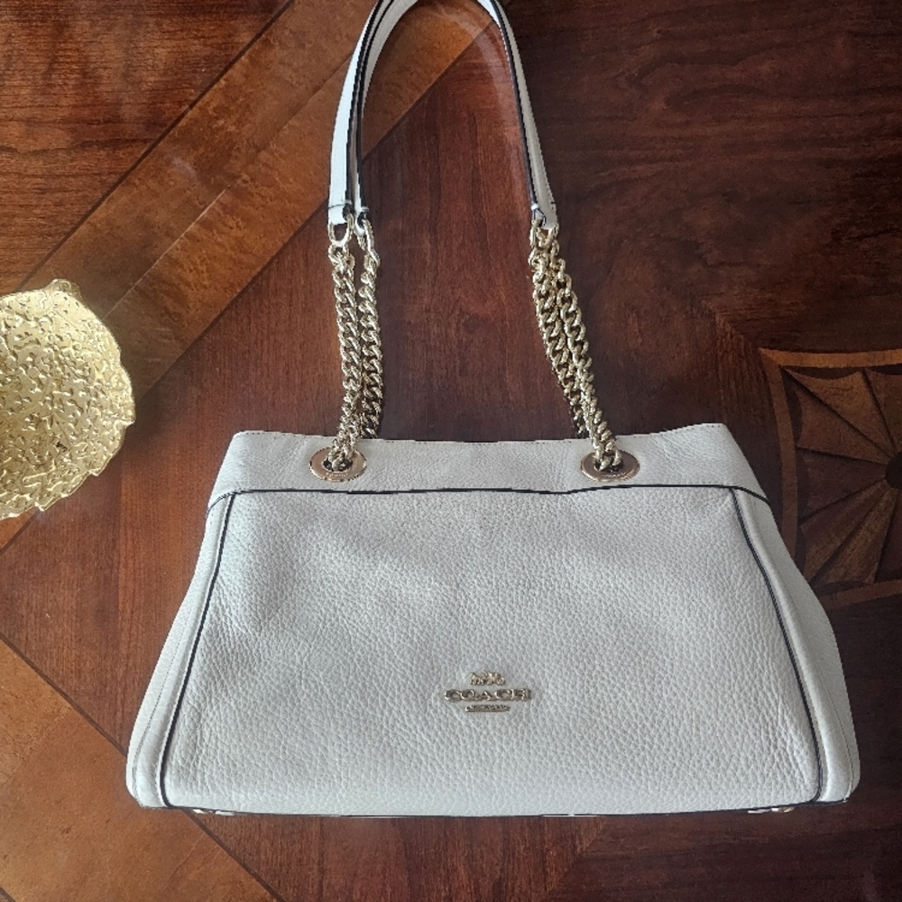 Coach White Leather Shoulder Bag